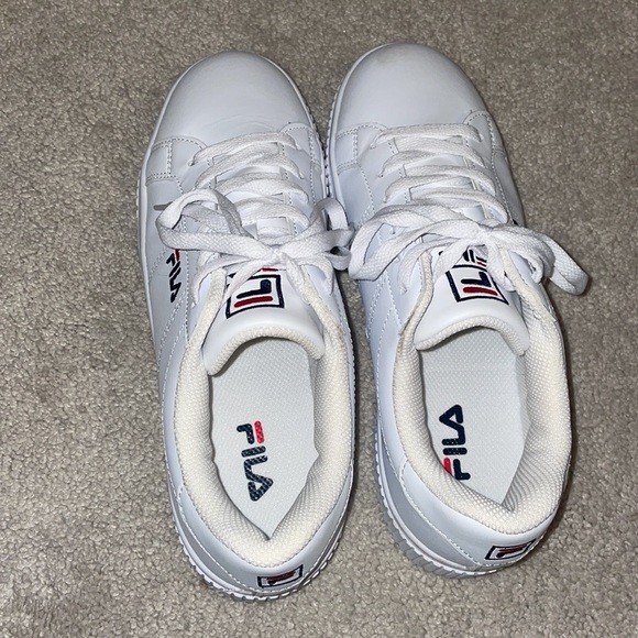 Fila white sneakers - Picture 2 of 5